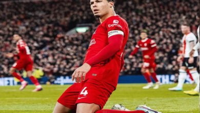 ليفربول يكتسح لوتون تاون برباعية ويواصل صدارته للدورى الإنجليزى الممتاز