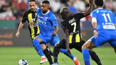 الهلال "الزعيم" يفوز بأول ألقابه هذا الموسم كأس السوبر السعودي