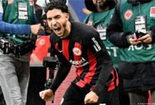 فرانكفورت الألماني يوافق على رحيل مرموش إلى ليفربول بمبلغ خيالي