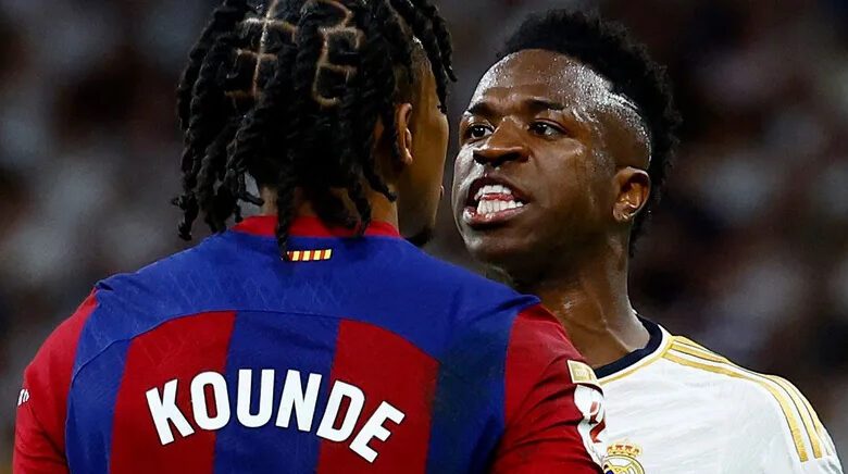 جوان لابورتا رئيس برشلونة يطلب إعادة مباراة فريقه ضد ريال مدريد