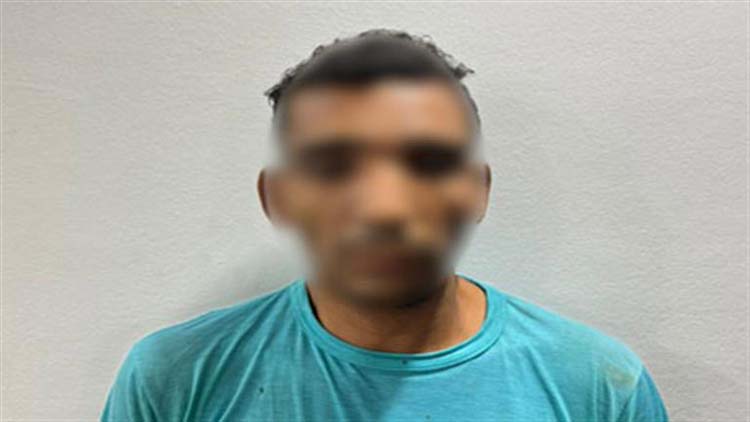 ضبط المتهم بنشر صور مسيئة للرئيس على شاشة إعلانية بشارع فيصل