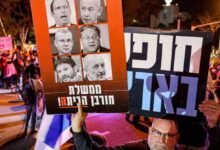 ابن عم نتنياهو يوجه له انتقادات حادة: إنه يهدد بتدمير إسرائيل