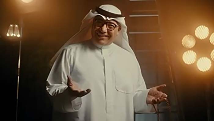 بيومي فؤاد يرد على منتقدي تقديمه برنامج في الكويت
