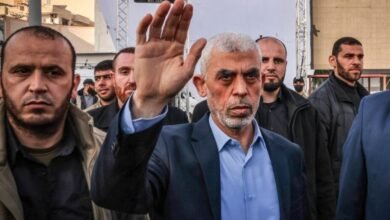 إسرائيل تخفي جثمان السنوار في مكان سري