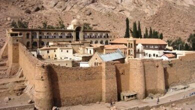 الآثار.. ترد على شائعات غلق دير سانت كاترين وطرد الرهبان