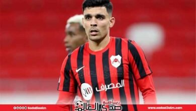 الأهلي يفاوض أشرف بن شرقي واللاعب يوافق بشكل مبدئي