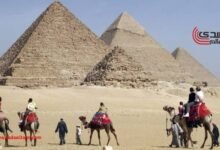 مصر تواجه أزمة في تشغيل "الأهرامات" ووزارة السياحة تعترف بوجود أخطاء